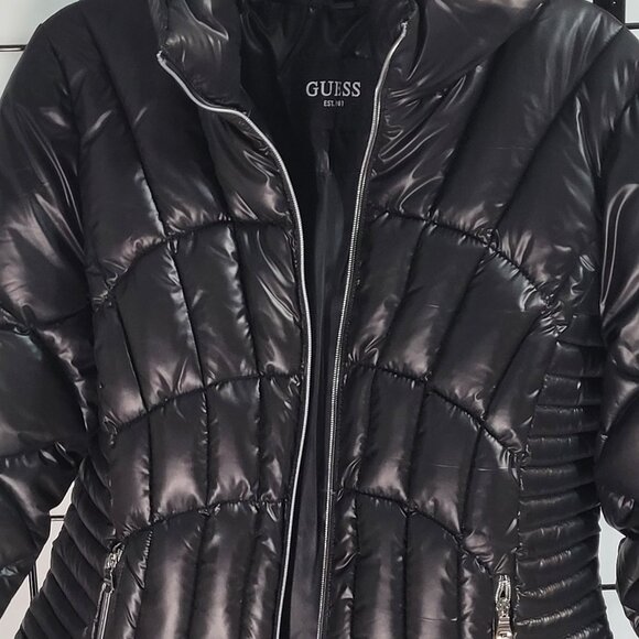 Black Friday-Guess Women's Black Quilted Puffer Jacket - Stylish &Warm Outerwear - Picture 1 of 5
